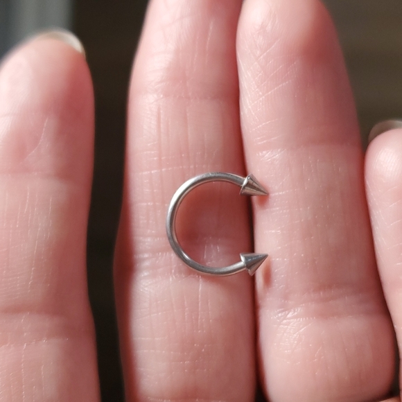 16 gauge septum/daith ring - Picture 1 of 1